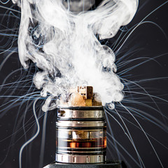 Як уникнути проблем при заміні випарника на електронній сигареті