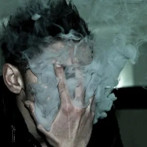 Чому болить голова від кальяну